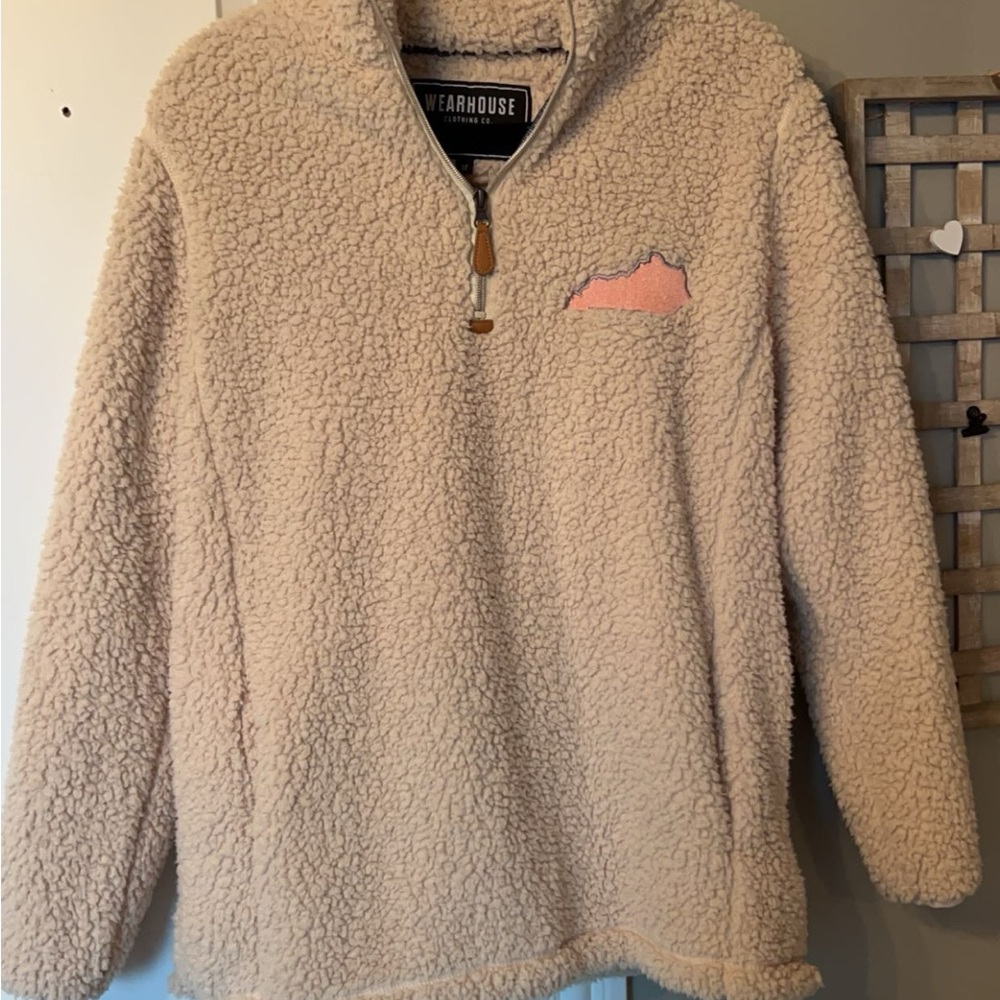 Medium is super comfy and suck good material